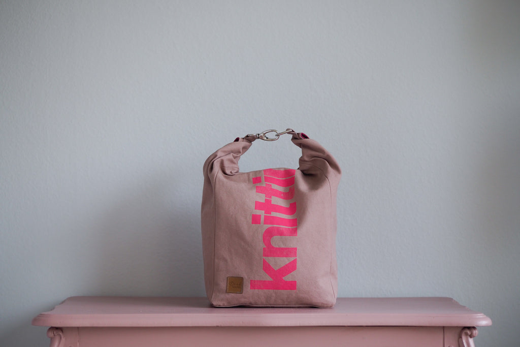 Roll & Stroll Bag - Blush - printed pink