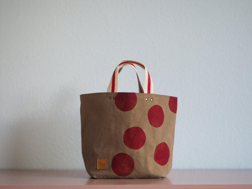 Small Tote Bag - Saddle with red dots