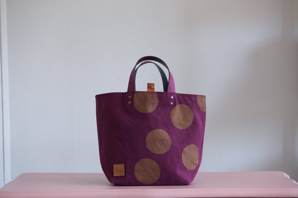 Small Tote Bag - Mulberry with gold dots
