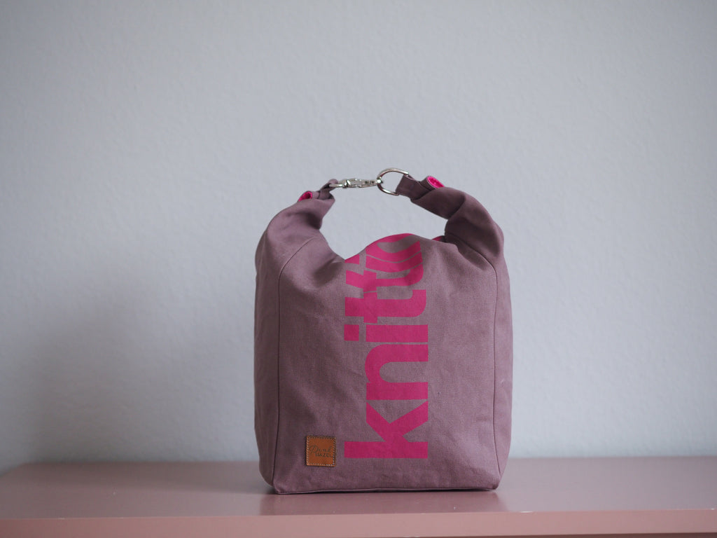Roll & Stroll Bag - Grape - printed pink