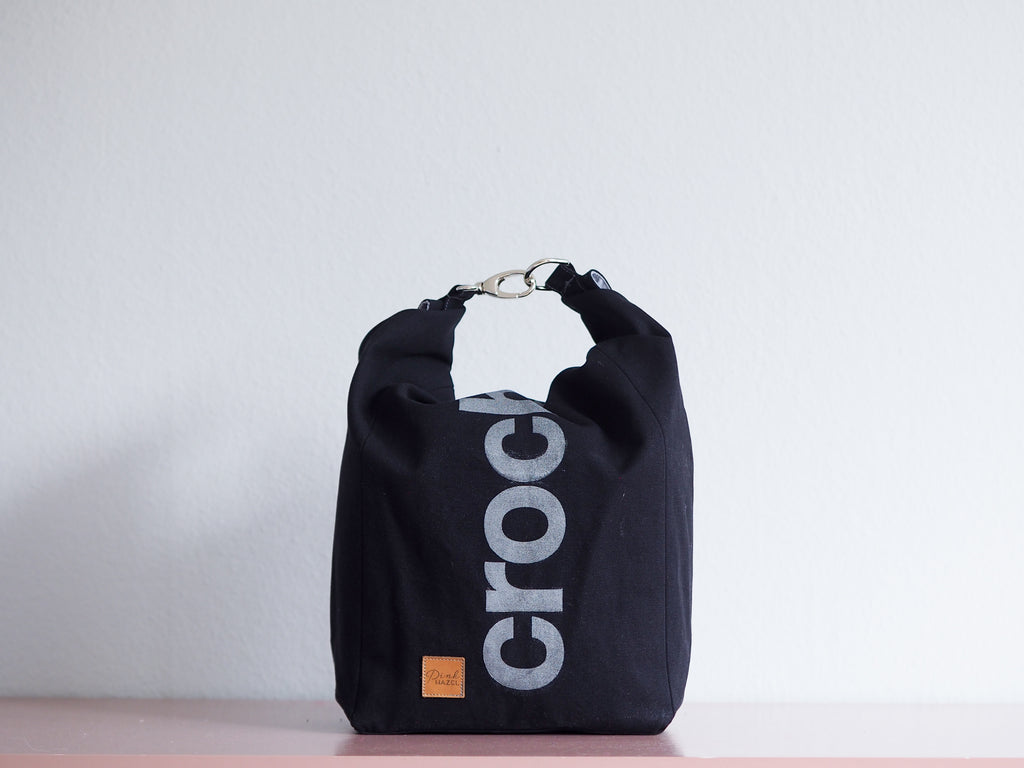 Roll & Stroll Bag - crochet - Black - printed silver