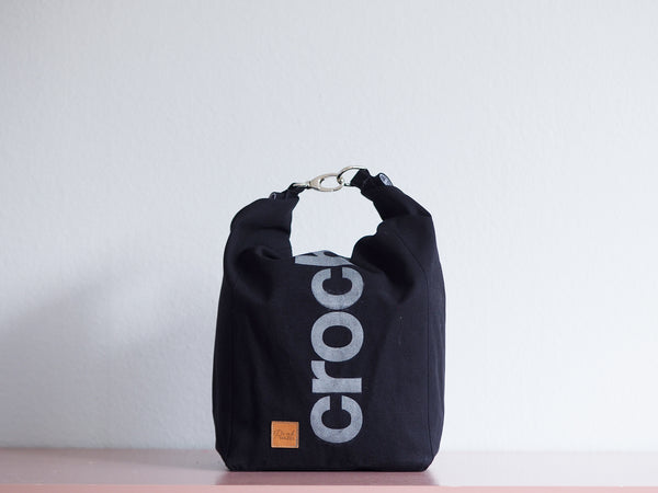 Roll & Stroll Bag - crochet - Black - printed silver