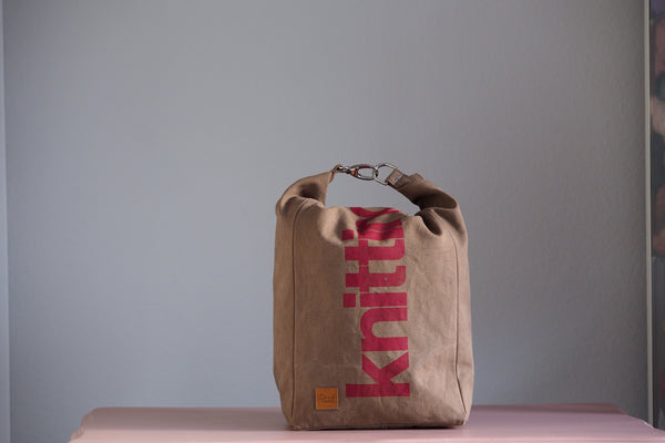 Roll & Stroll Bag - Saddle - printed bordeaux