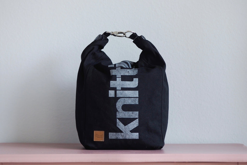 Roll & Stroll Bag - Black - printed silver