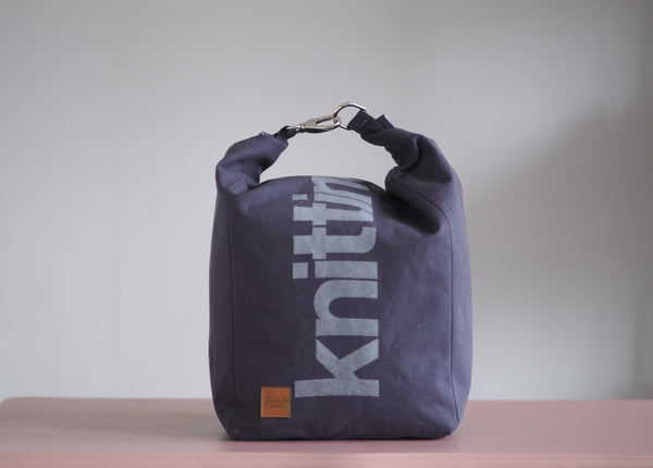 Roll & Stroll Bag - Grey - printed silver